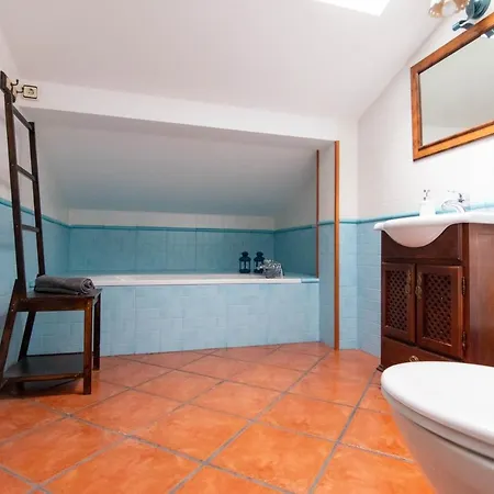 La Casita De Hortensias * Ortigosa del Monte